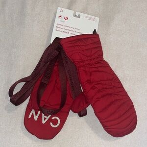 NWT lululemon Team Canada Quilted Mittens on String